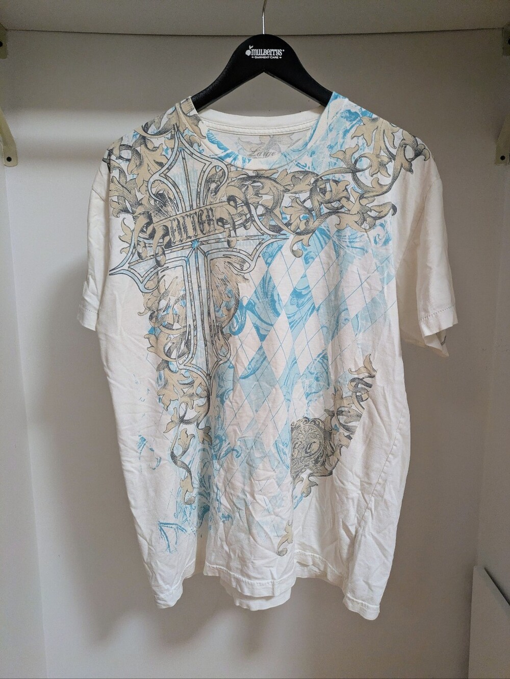 Vintage Filter Limited Edition Y2K Gothic Cross Graphic Tee Size Large